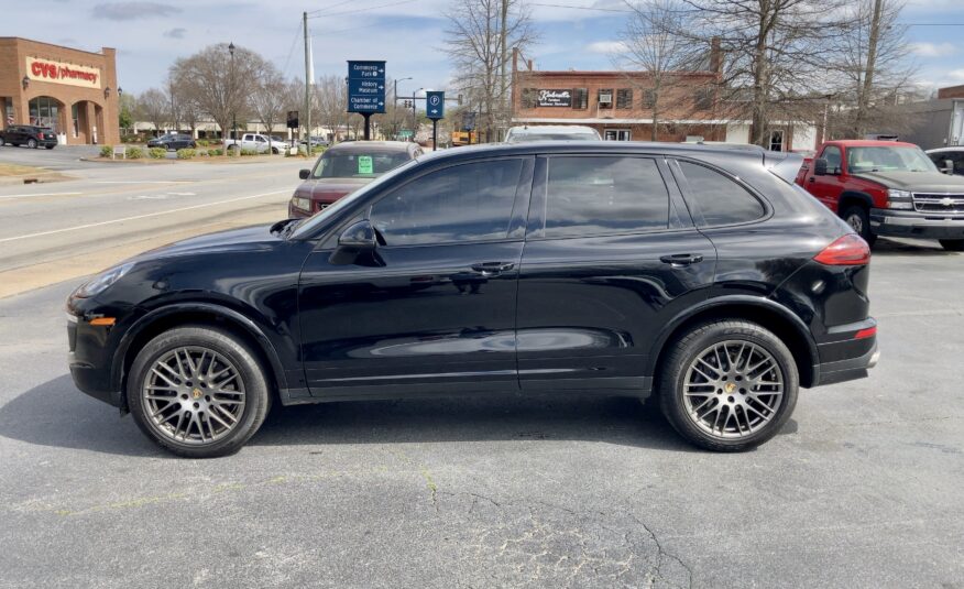 2018 Porsche Cayenne Platinum