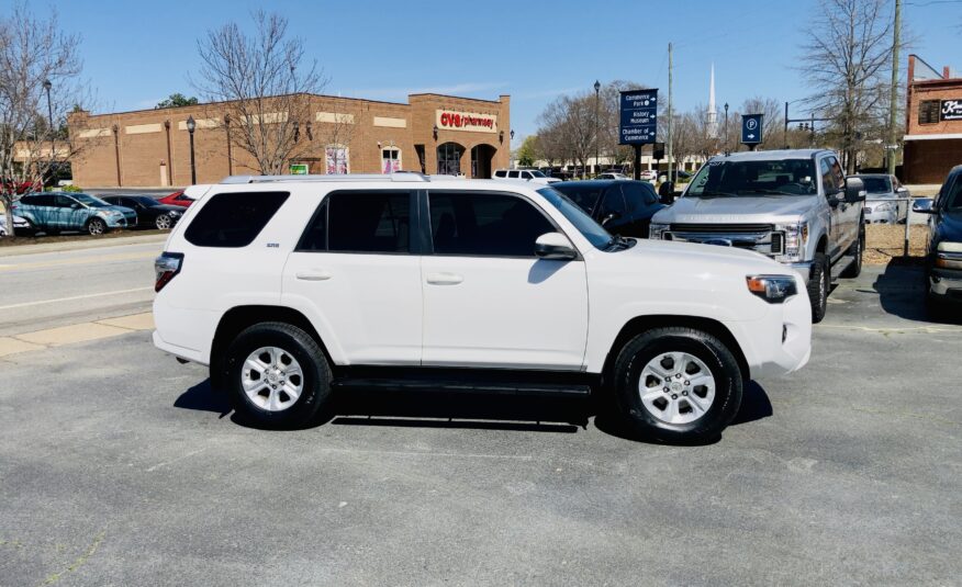 2017 Toyota 4Runner SR5