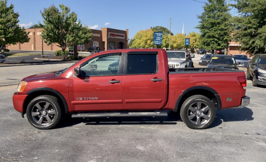 2015 Nissan Titan SV