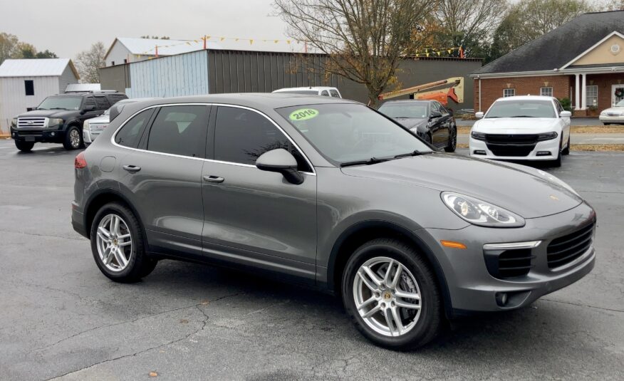 2016 Porsche Cayenne