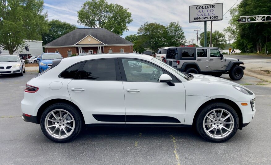 2016 Porsche Macan S