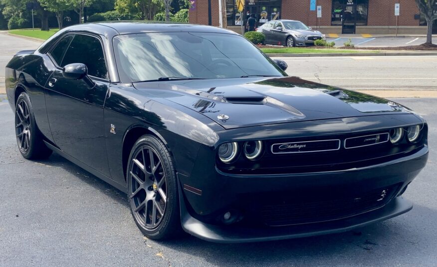 2016 Dodge Challenger R/T Scat Pack