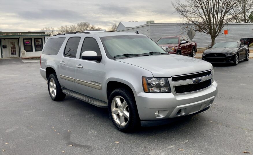 2013 Chevrolet Suburban LT