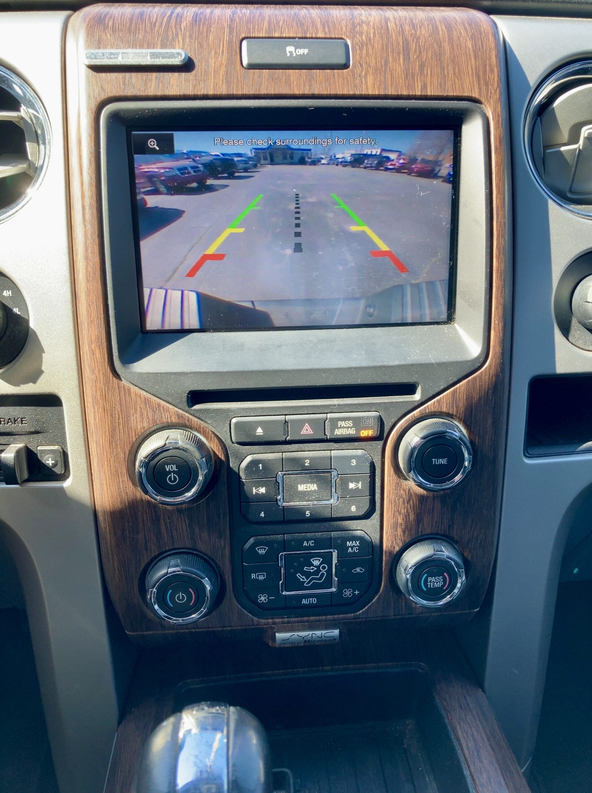 2013 Ford F150 Lariat 4×4
