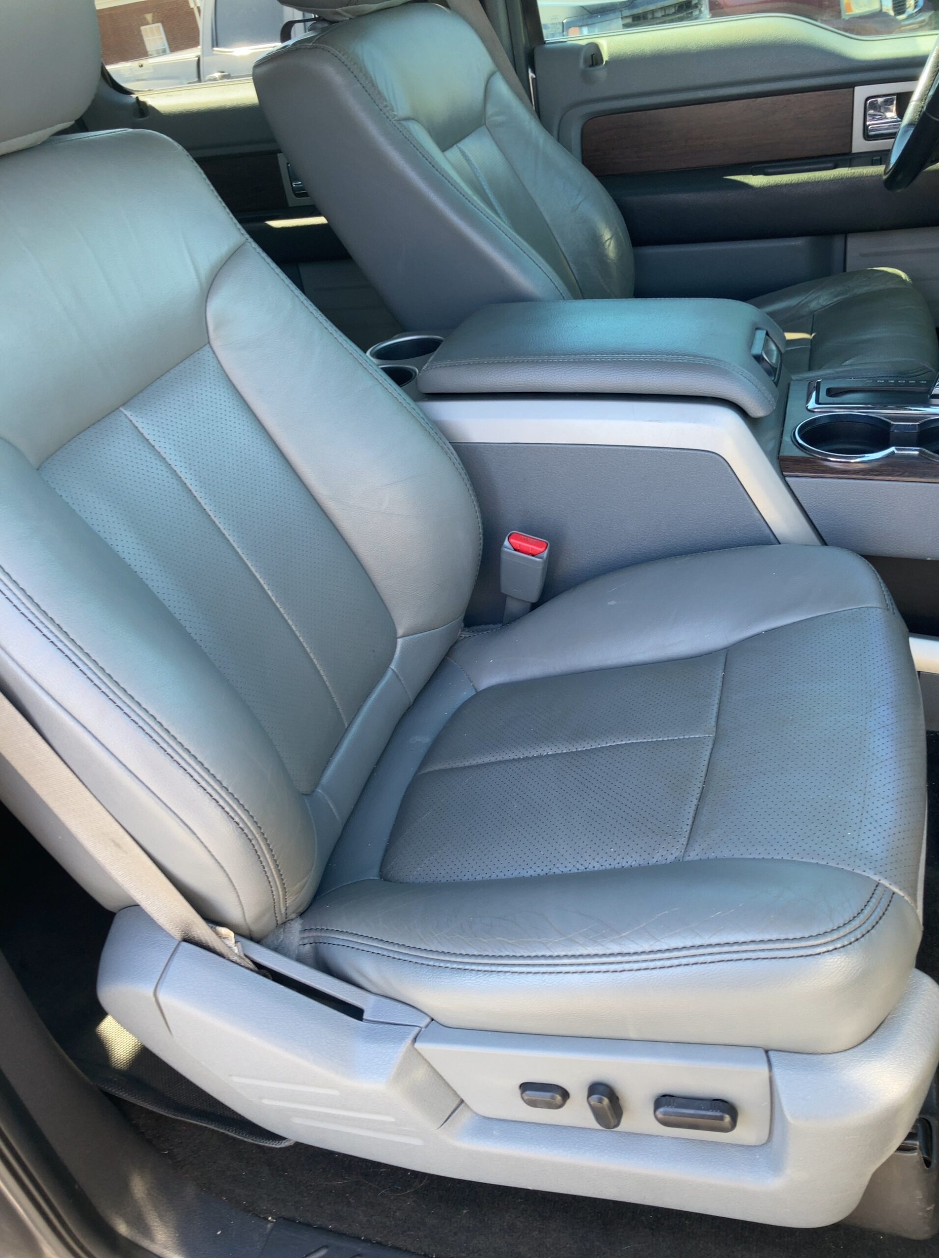 2013 Ford F150 Lariat 4×4
