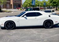 2016 Dodge Challenger R/T Shaker